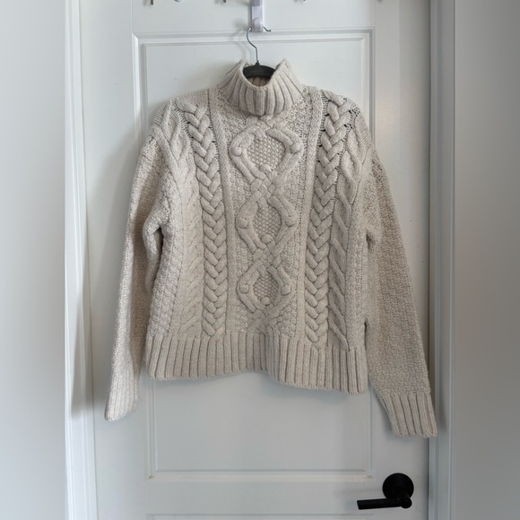 Zara Chunky Cable Knit Boxy Sweater Oversized Cream Mock Neck Size Medium - Picture 2 of 7